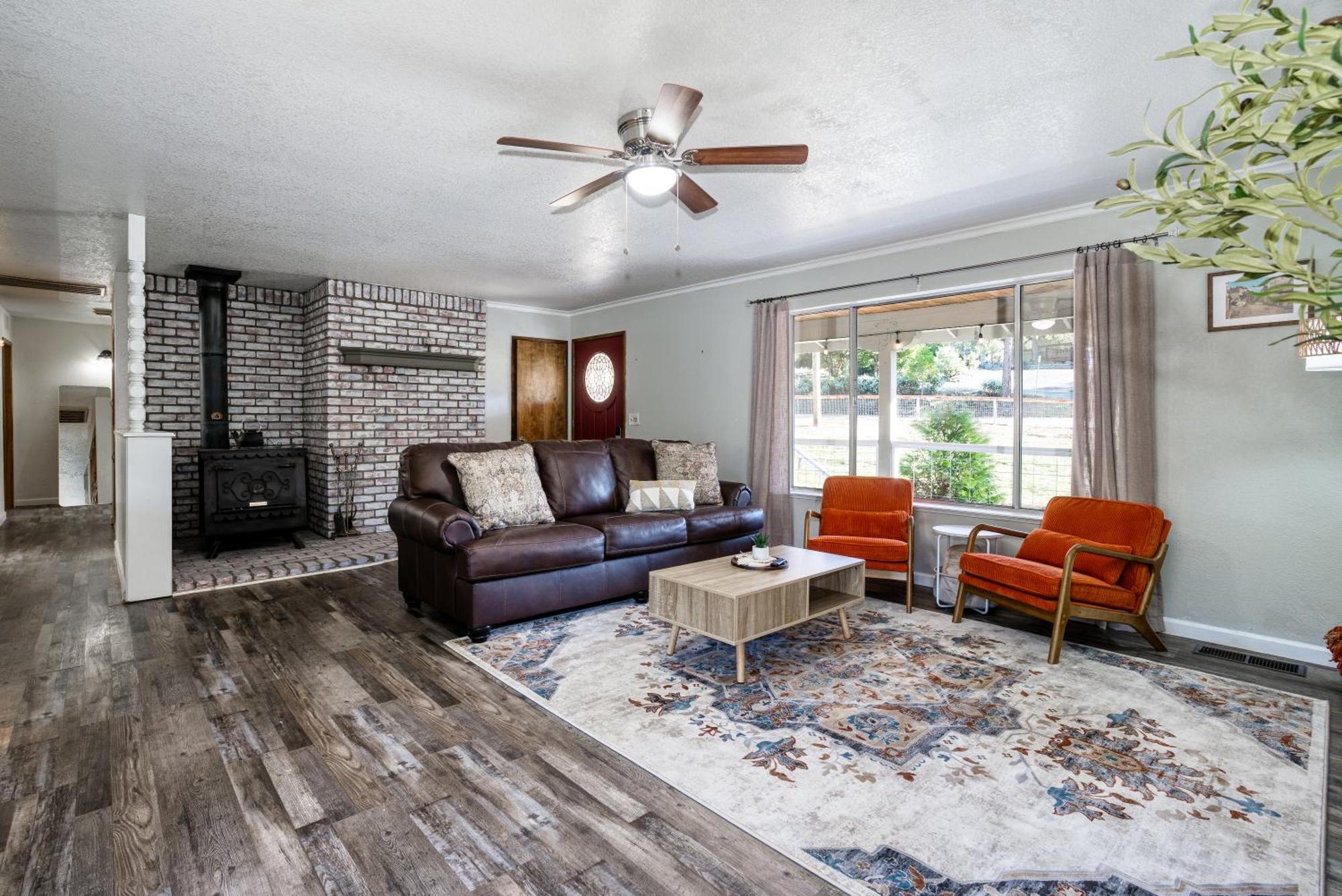 Yosemite Gateway, Beautiful Neighborhood, Family-pet Friendly Сasa de vacaciones Mariposa